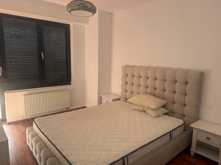 Apartament cu 2 camere semidecomandat în Barbu Văcărescu