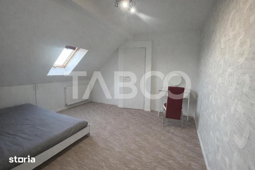 Apartament 3 camere de vanzare decomandat 72 mp zona Strand Sibiu - 2