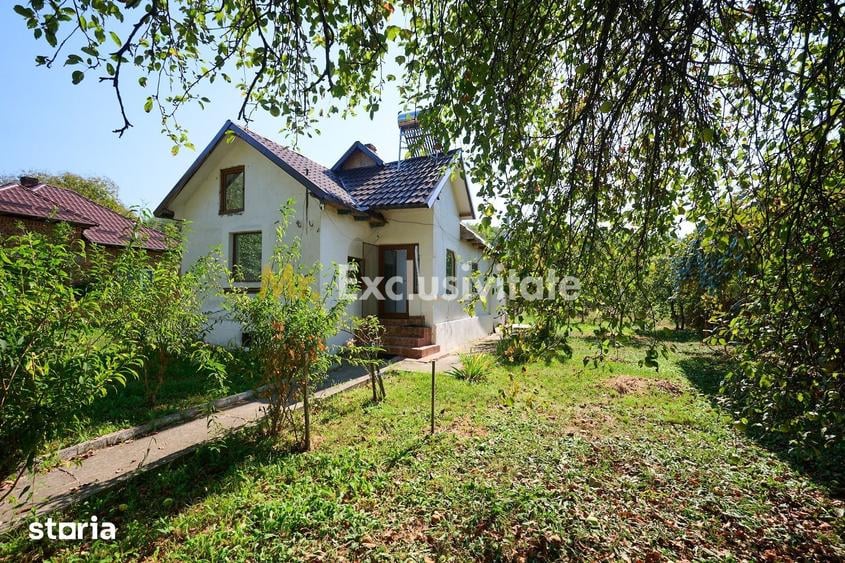 Casă cu 4 camere cu Teren 1586 Mp în Coșești