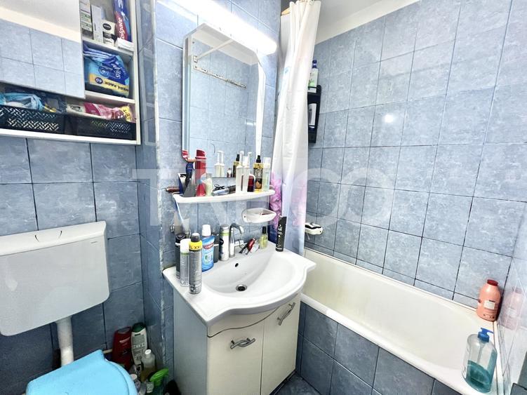 Apartament cu 2 camere semidecomandat, mobilat în Mărăști