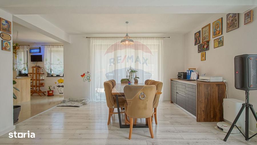 Casă cu 4 camere cu Teren 605 Mp în Florilor
