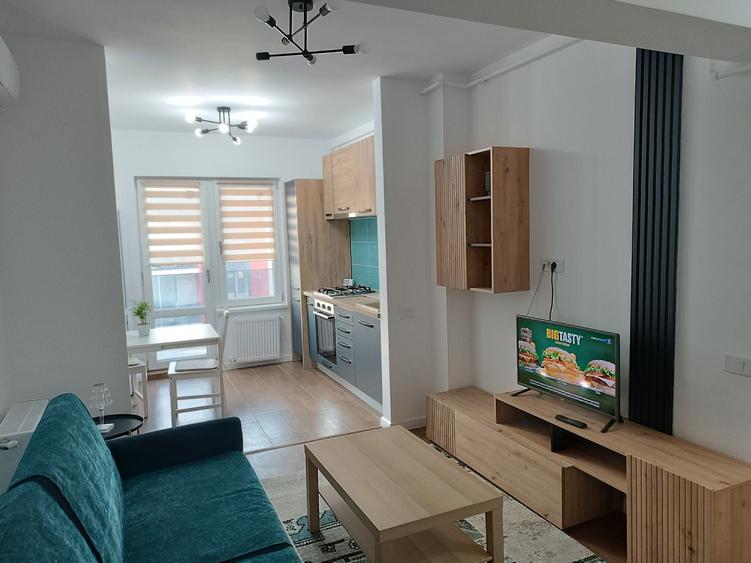 Apartament cu 2 camere nedecomandat în Metalurgiei