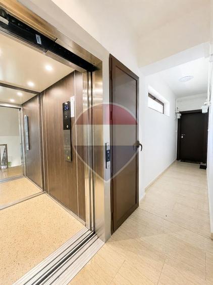 Apartament cu 2 camere semidecomandat, mobilat în Muncii