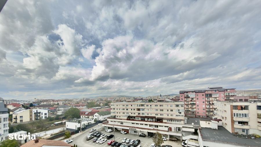 Apartament cu 3 camere în Între Lacuri