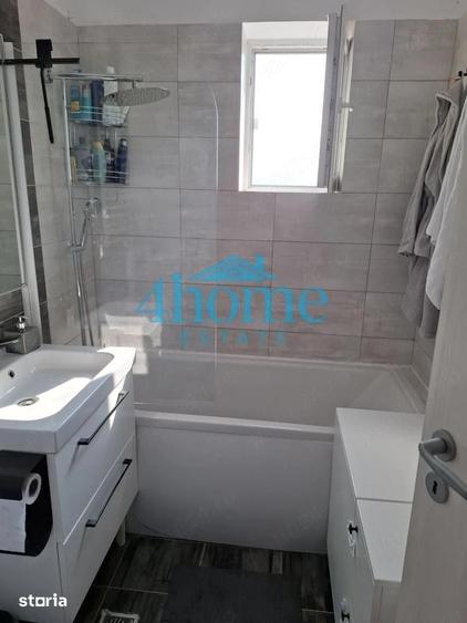 Apartament cu 3 camere în Apărătorii Patriei