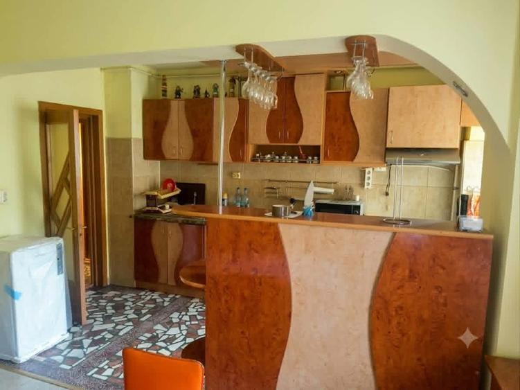 Apartament 3 camere decomandat Trocadero - 6