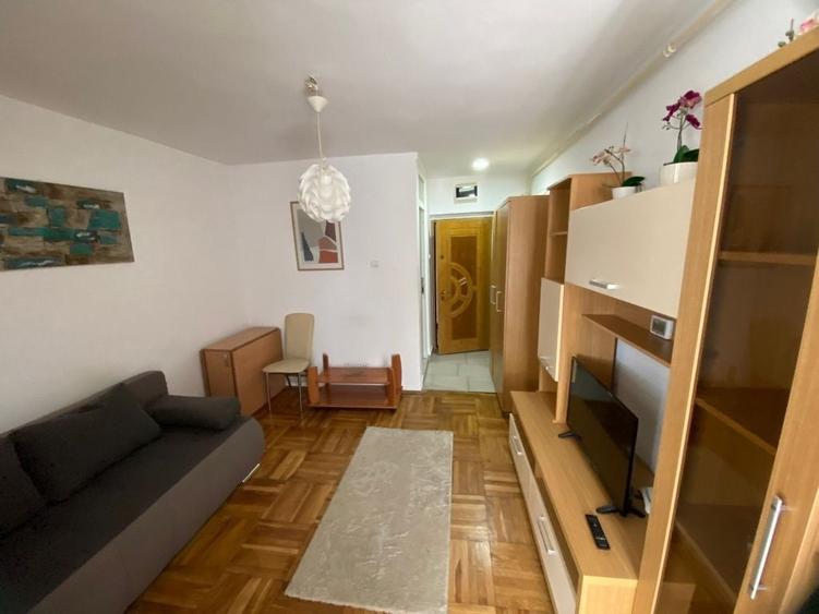 Garsonieră în Central