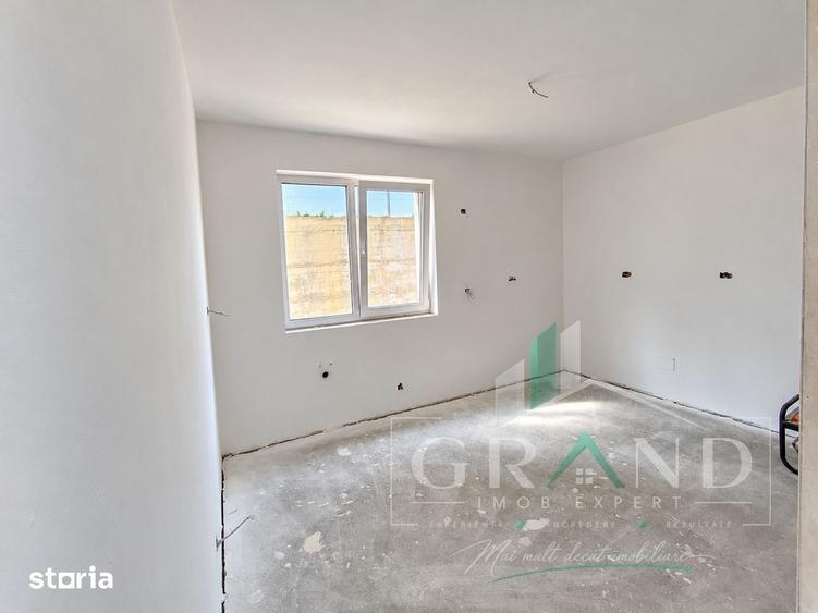 Casă cu 4 camere cu Teren 440 Mp în Apahida