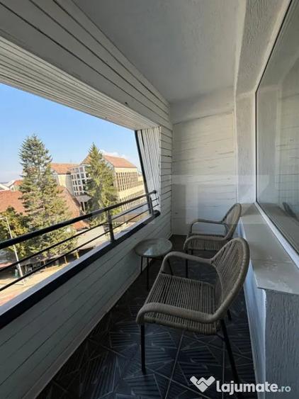 Apartament cu 3 camere semidecomandat în Ultracentral