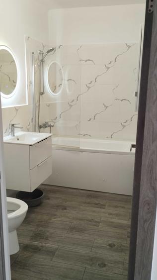 Apartament cu 2 camere decomandat în Florești