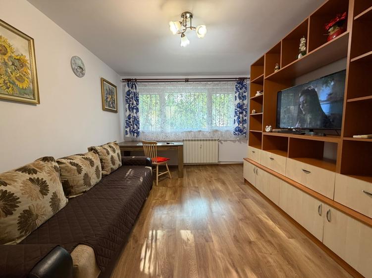 Apartament cu 2 camere decomandat, mobilat în Drumul Taberei