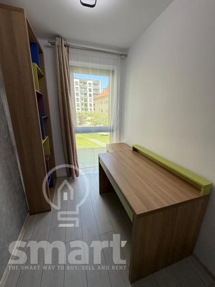 Apartament cu 2 camere semidecomandat, mobilat în Mărăști