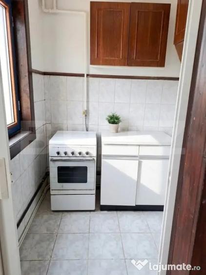 Apartament cu 2 camere semidecomandat în Solidarității