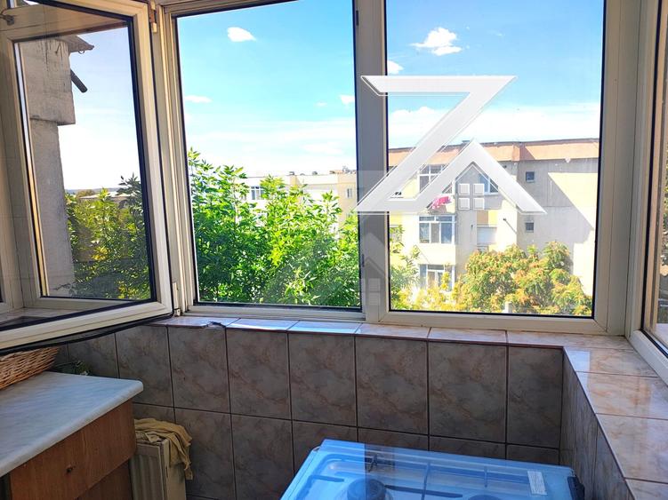 Apartament cu 4 camere decomandat în George Enescu