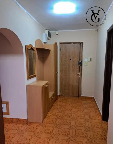 Apartament cu 3 camere decomandat, mobilat în Nerva Traian — fotografia 3