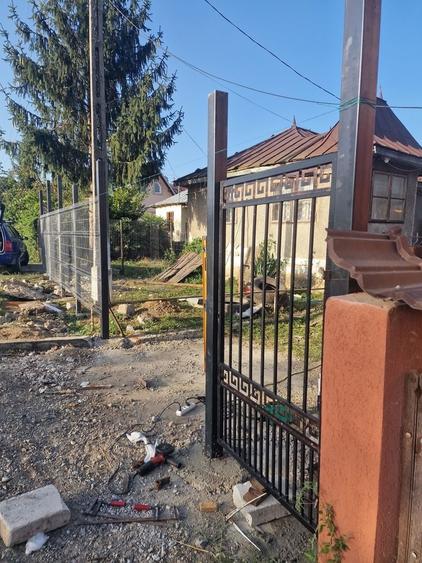 Casă cu 4 camere în Gura Ocniței