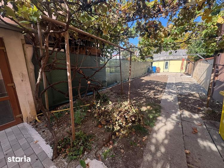 Casă cu 4 camere cu Teren 252 Mp în Sub Arini