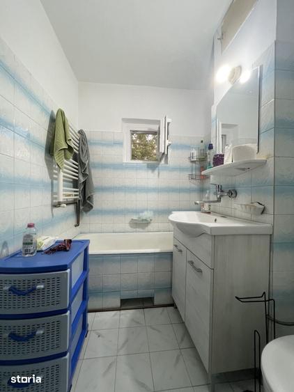 Apartament cu 3 camere, 72mp utili, etaj 2, decomandat - zona Lunei - 10