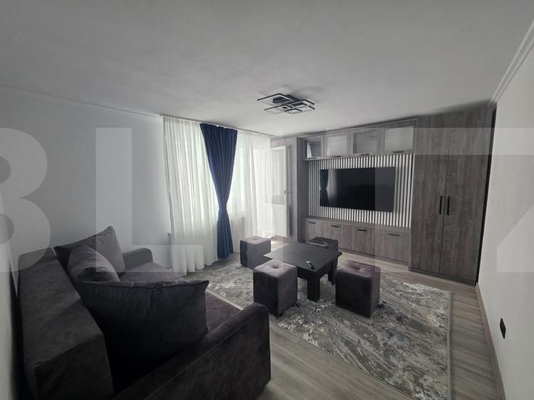 Apartament cu 2 camere decomandat, mobilat în Simeria