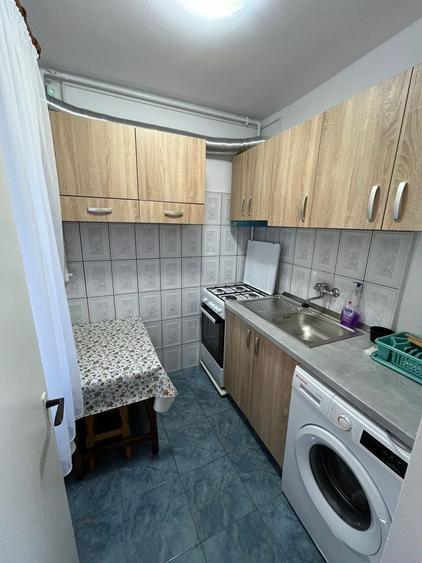 Apartament cu 2 camere semidecomandat în Micro 14