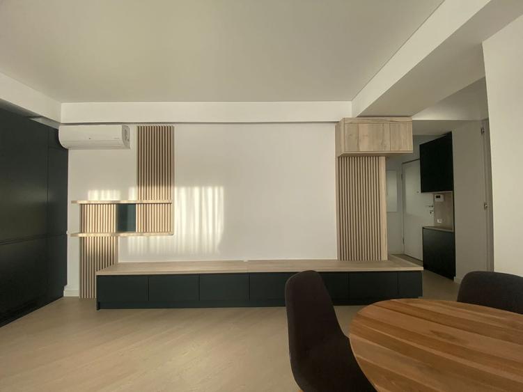 Apartament cu 3 camere decomandat, mobilat în Pipera