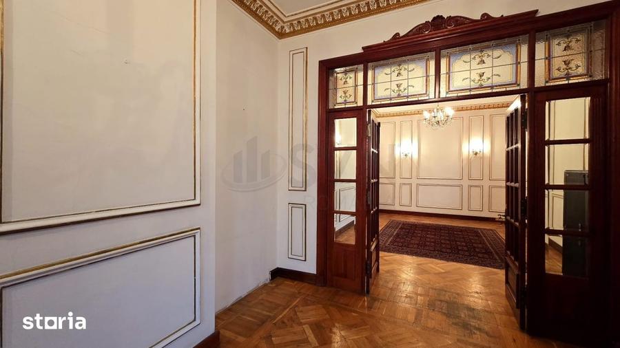 Spațiu comercial, de 200 mp, în Calea Victoriei