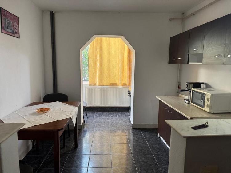 Apartament cu 2 camere decomandat în Micălaca