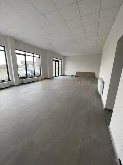 Spațiu comercial, de 118 mp, în Valea Borcutului