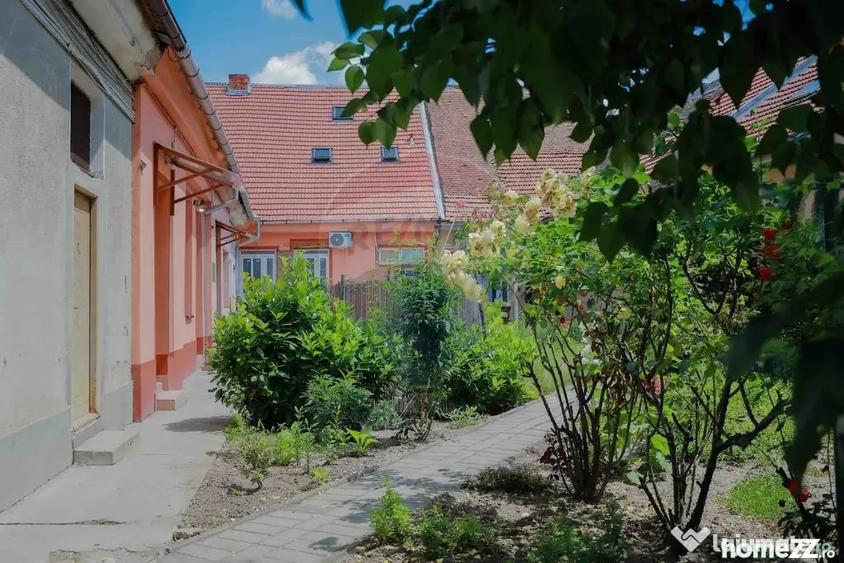 Apartament cu 3 camere decomandat în Ultracentral