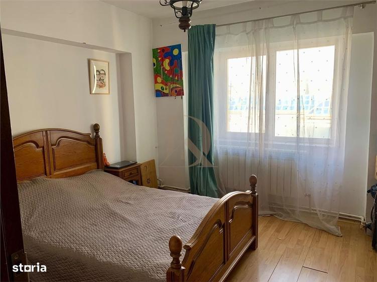 Apartament cu 3 camere decomandat în Centru Civic