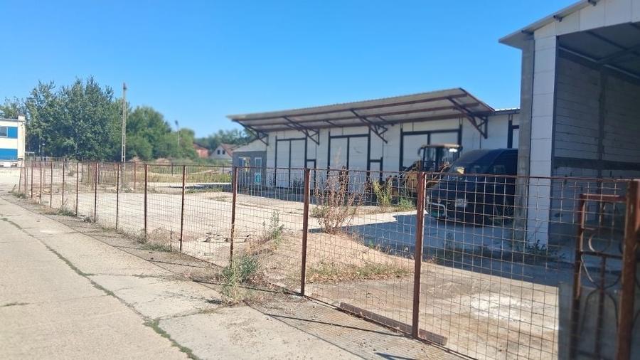 Spațiu comercial, în Industrială