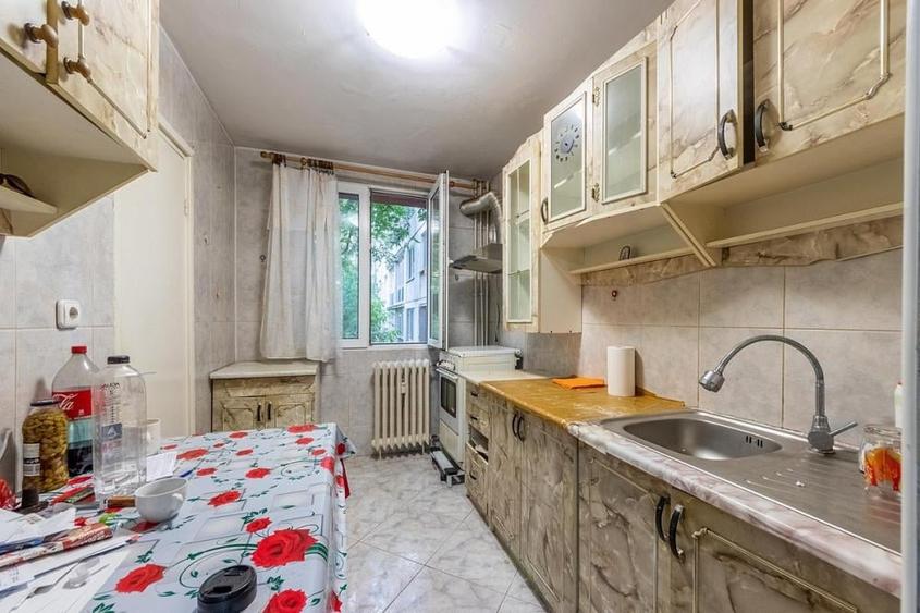 Apartament cu 3 camere în Rahova