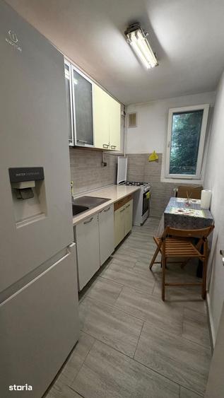 Apartament cu 3 camere decomandat în Dristor
