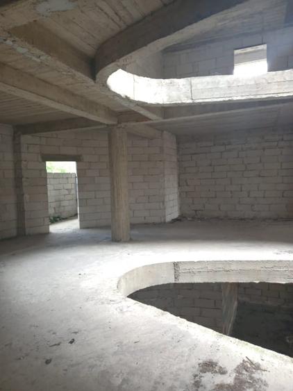 Hotel/Pensiune, de 2,200 mp, în Cetate