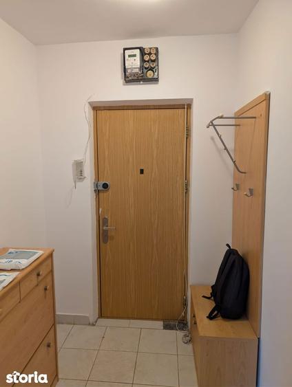 Apartament cu 3 camere decomandat în Colentina