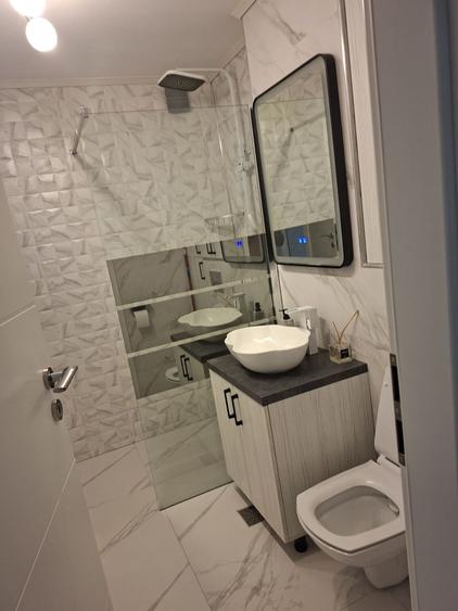 Apartament cu 2 camere decomandat în Exterior Vest