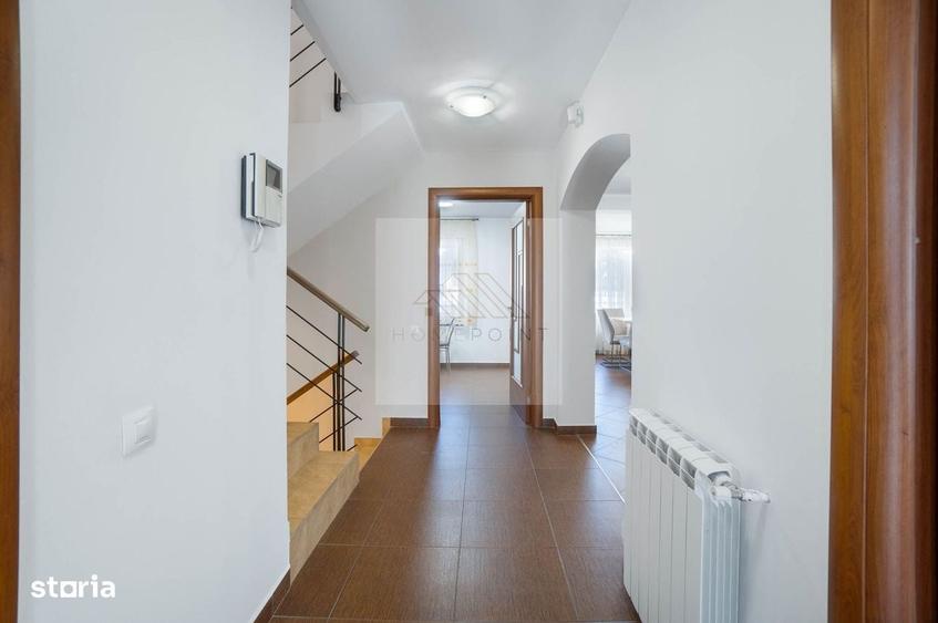 Casă cu 4 camere cu Teren 400 Mp în Noua