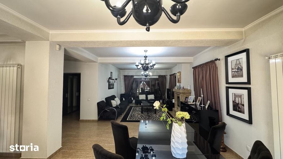 Casă cu 5 camere cu Teren 700 Mp în Crevedia