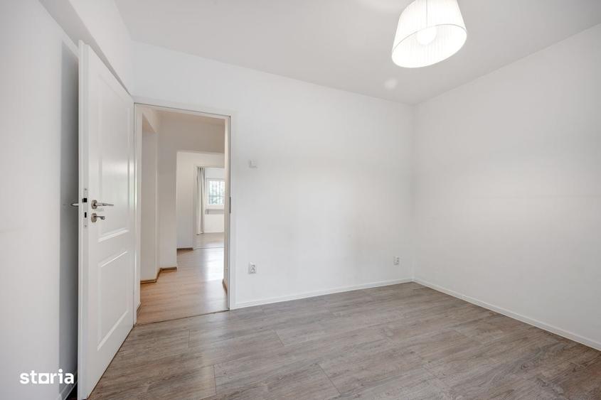 Apartament cu 4 camere în Lacul Tei