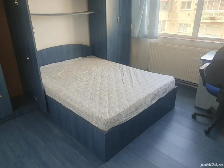 Apartament cu 3 camere nedecomandat în Central