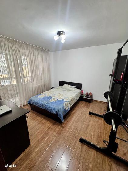 Apartament cu 3 camere, mobilat în Drumul Taberei