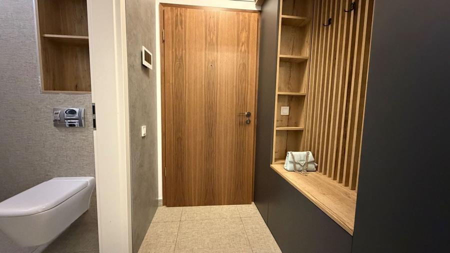 Apartament cu 2 camere, mobilat în Centrul Civic