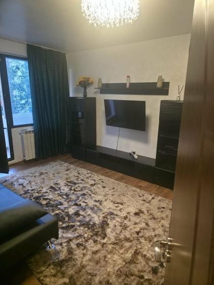 Apartament cu 2 camere semidecomandat în Titan