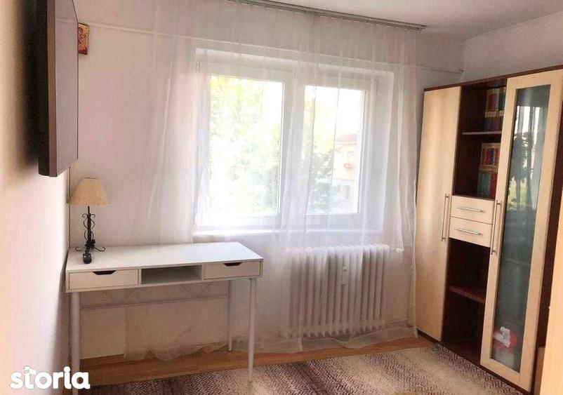 Apartament cu 3 camere, mobilat în Zimbru