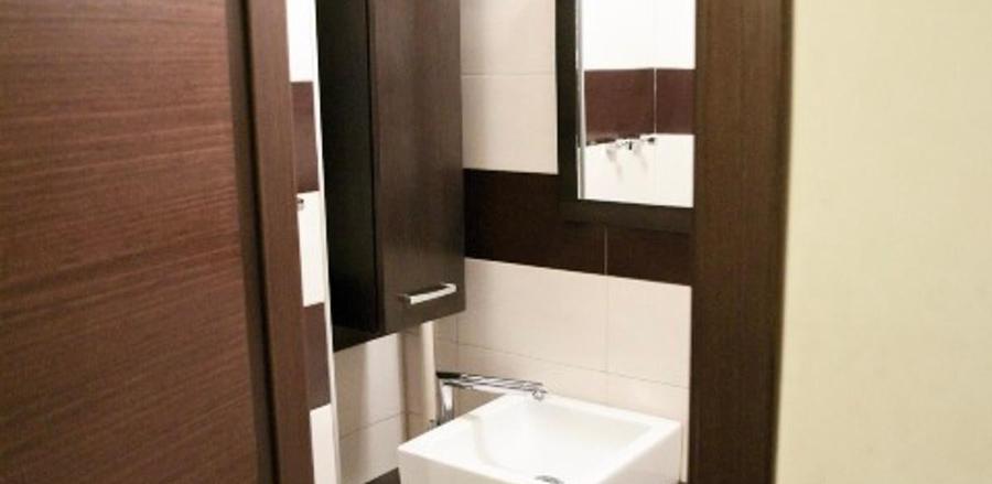 Apartament cu 3 camere decomandat, mobilat în Dristor