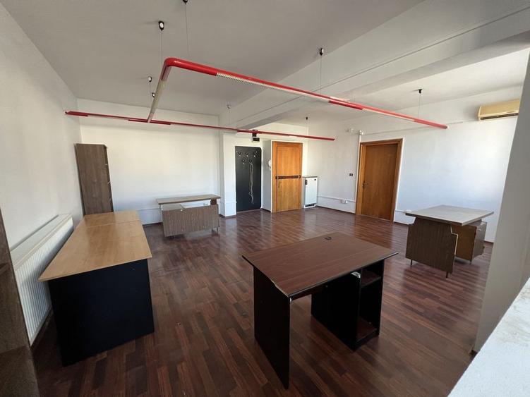 Spațiu comercial, de 41 mp, în Sârbi
