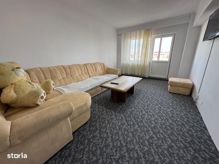 Apartament cu 3 camere decomandat în Mioveni