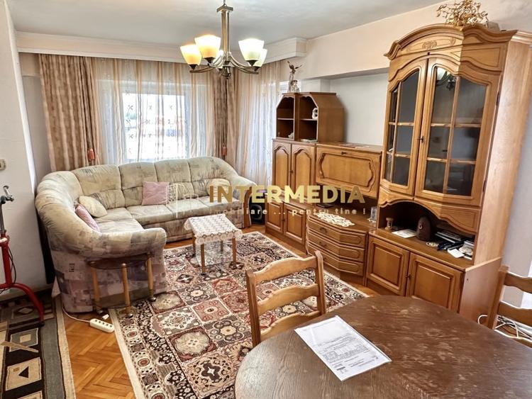APARTAMENT 3 CAMERE DECOMANDAT I 81 MP I CENTRU I 2 BALCOANE I - 11