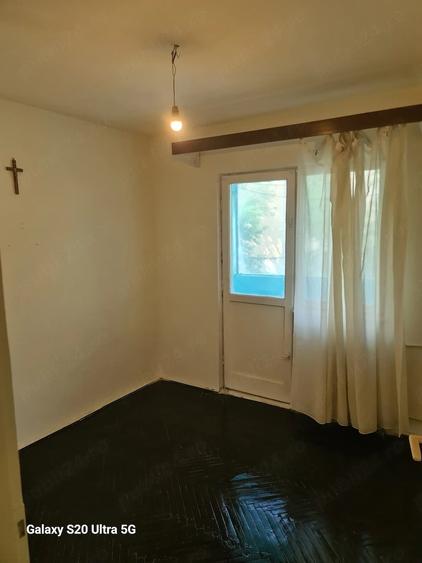 Apartament cu 3 camere decomandat în Circumvalațiunii