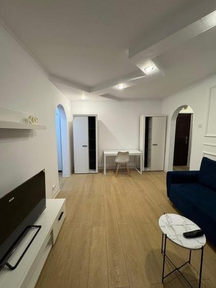 Închiriez apartament 2 camere, semidecomandat-Piata Progresul - 2